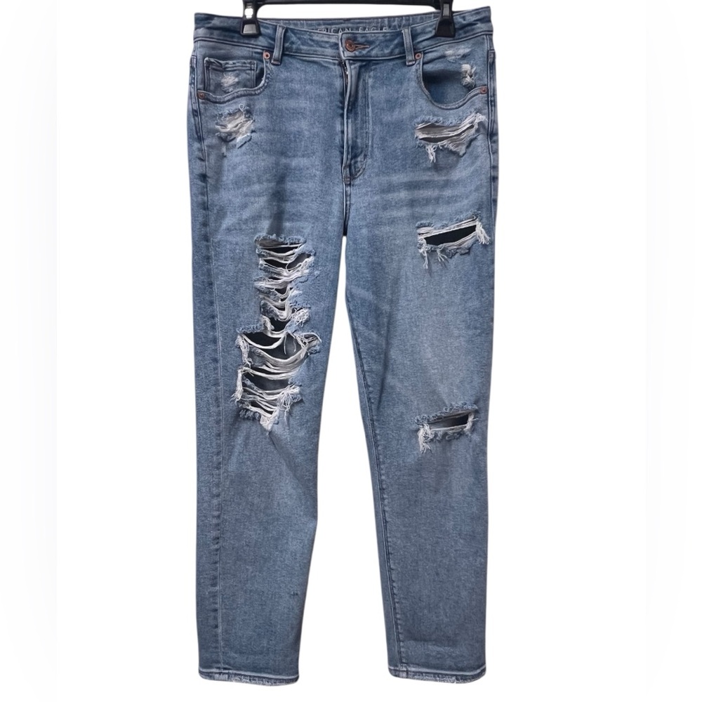 American Eagle Outfitters Light Blue Distressed Women's Jeans